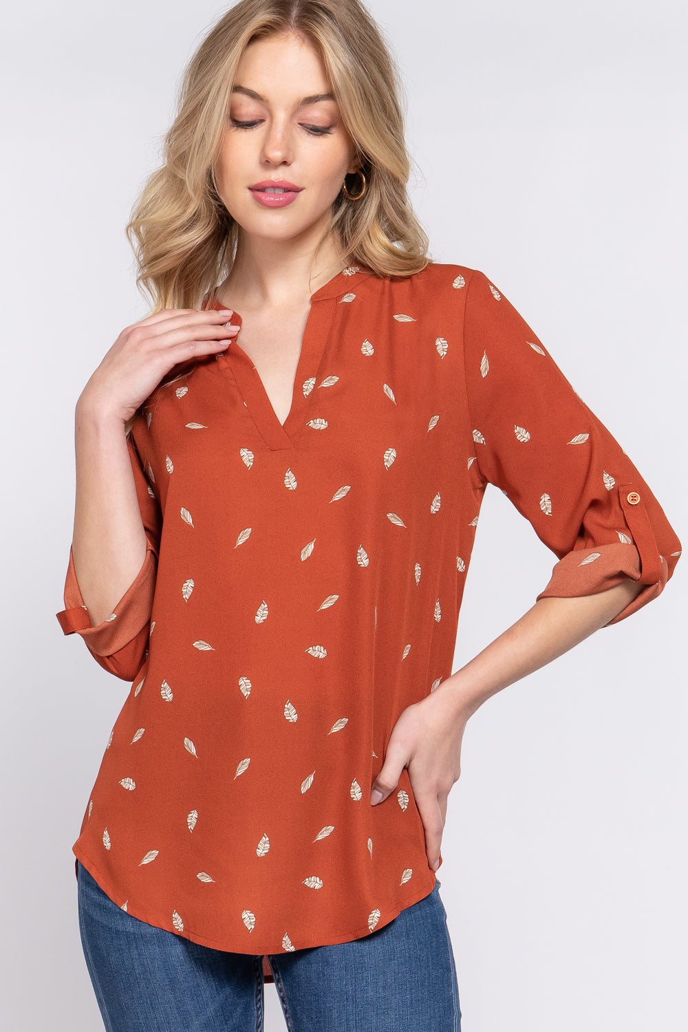 3/4 Roll Up Slv V-neck Print Blouse