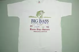 Big Bass Country Bass Pro Shops Springfield Missouri Vintage 90's Tourist T-Shirt