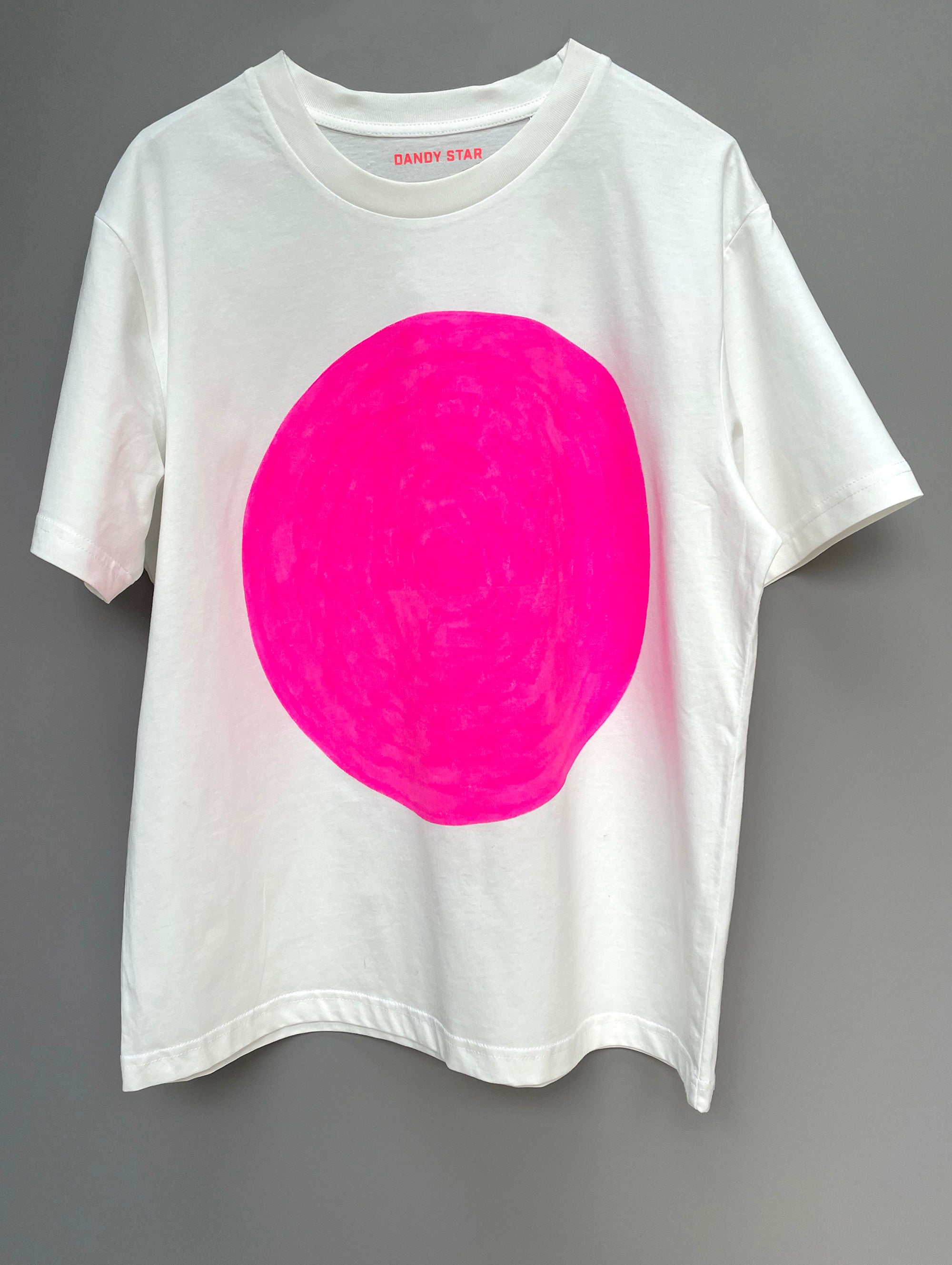 BIG NEON PINK DOT T-SHIRT