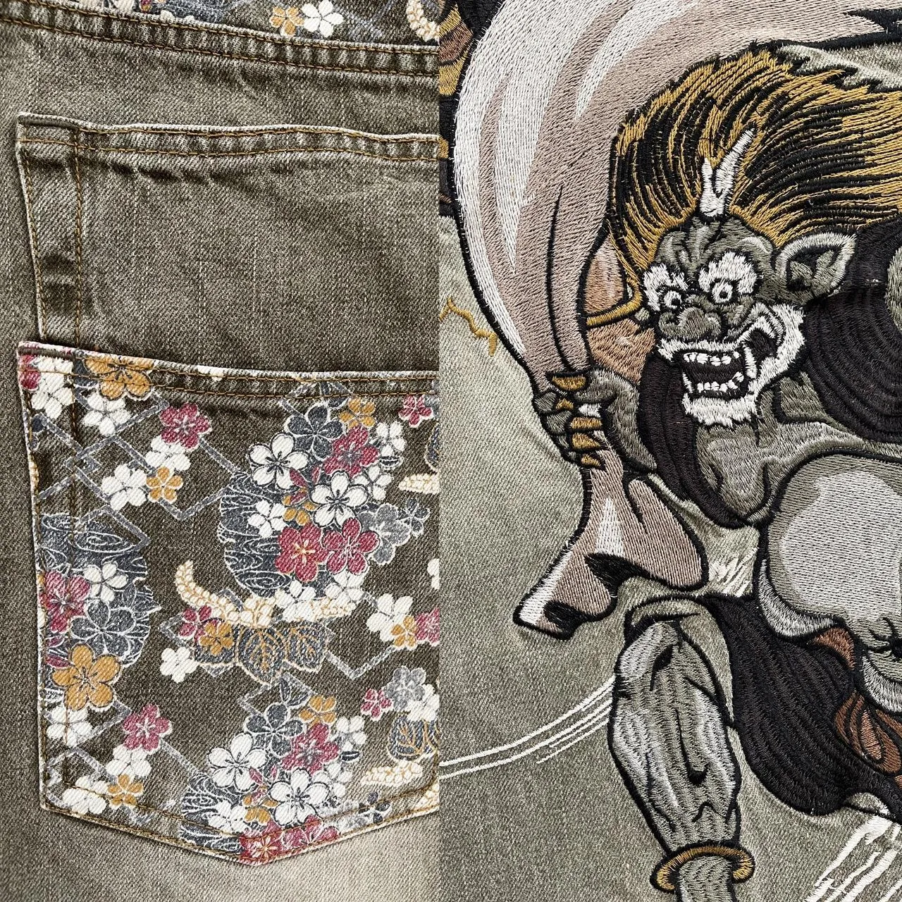 Karakuri Tamashii Jeans