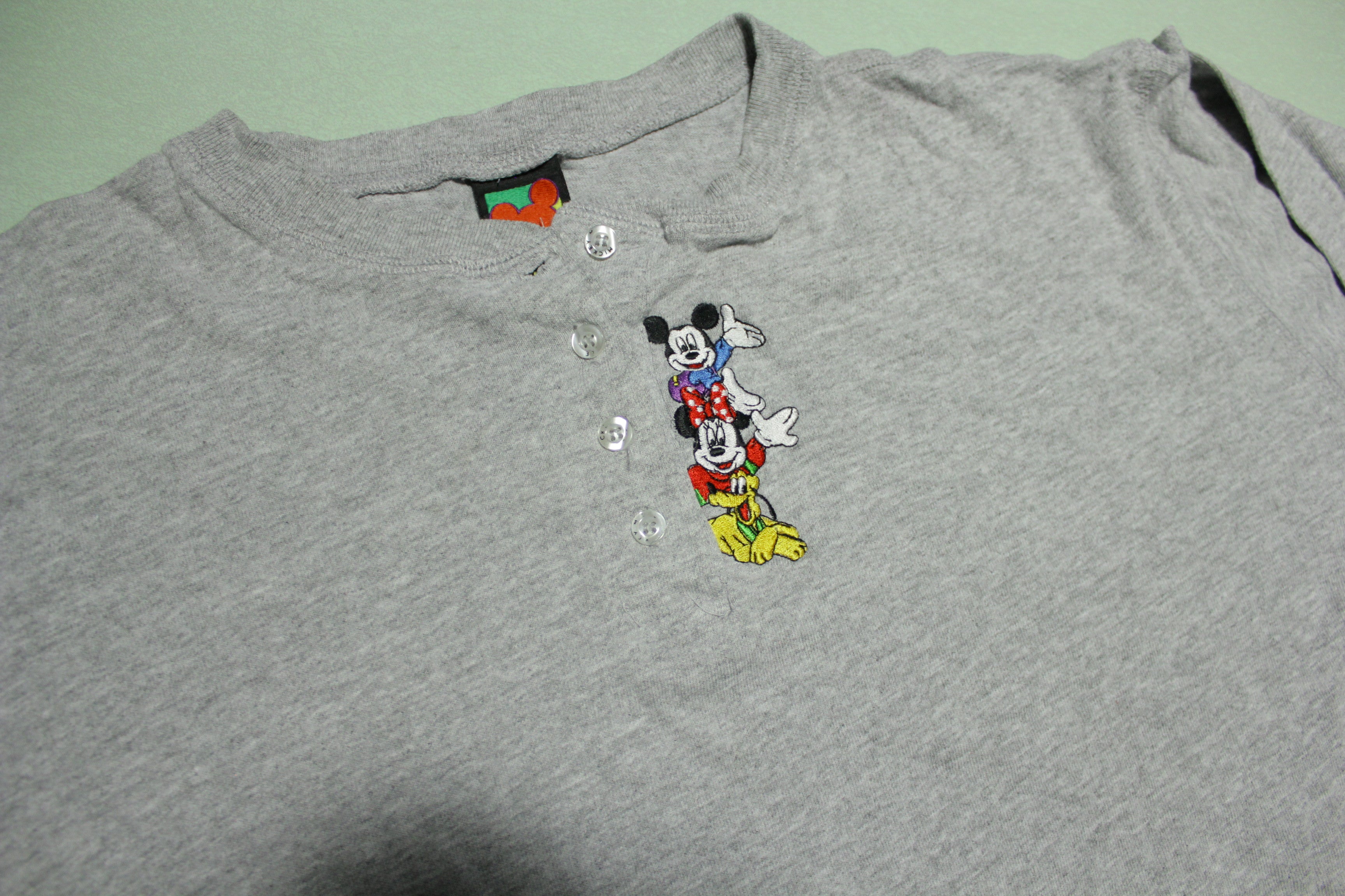 Mickey Unlimited Vintage Embroidered Minnie Pluto Disney Hensley T-Shirt