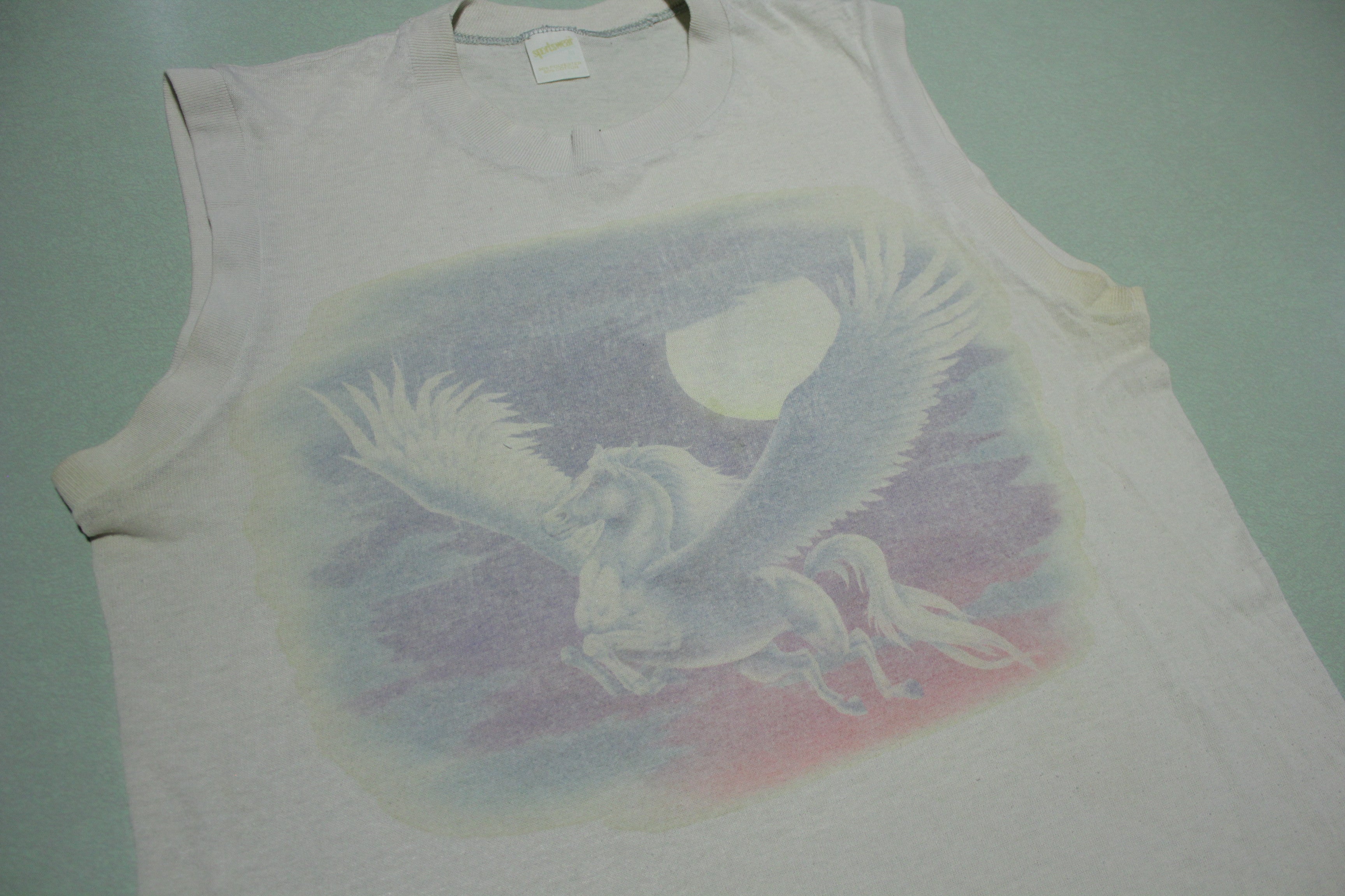 Pegasus Winged Horse Moonlight Vintage 80's Muscle T-Shirt