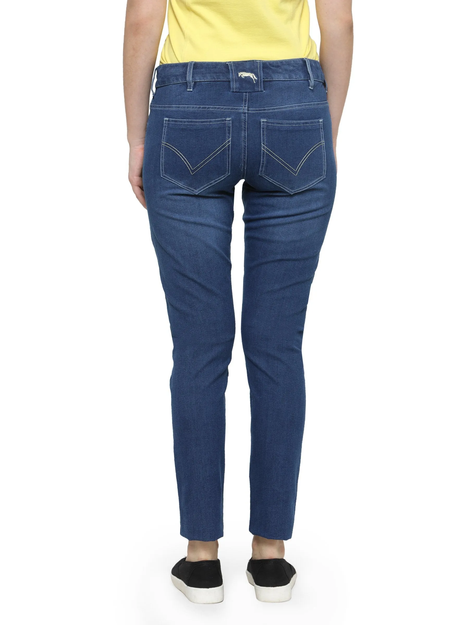 Women Solid Blue Color Jeans